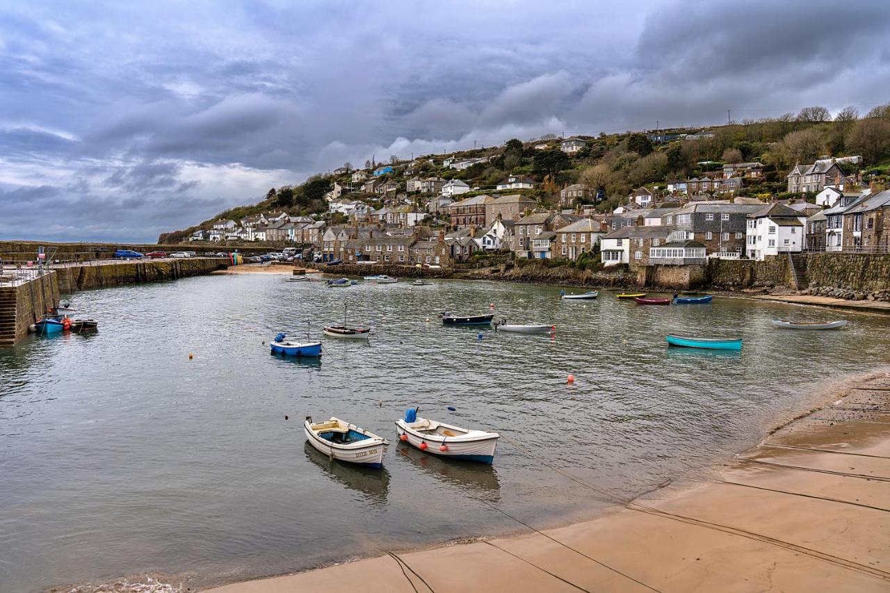 Finest Retreats - Cosy Mousehole Cottage With Sea Views Exterior photo