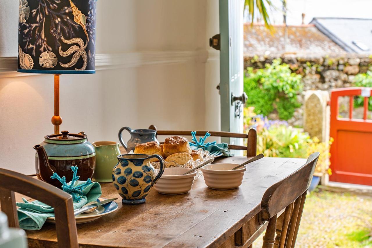 Finest Retreats - Cosy Mousehole Cottage With Sea Views Exterior photo